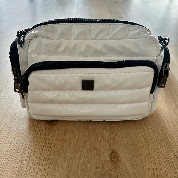 THINK ROYLN Cross Body Purse - Picture 2 of 2